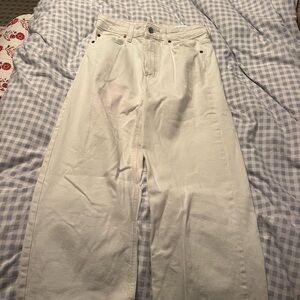 H&M Women's Cream Straight Leg Jeans